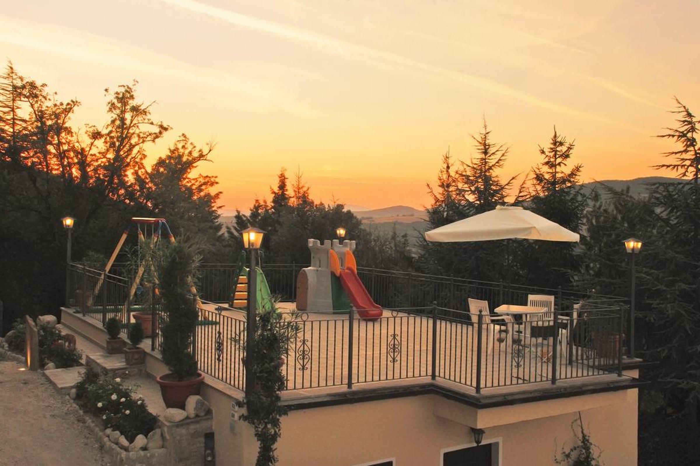 B&B La Terrazza Del Subasio Asís Exterior foto